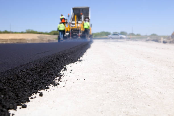 Best Commercial Driveway Pavers  in Lla Lla East, WA